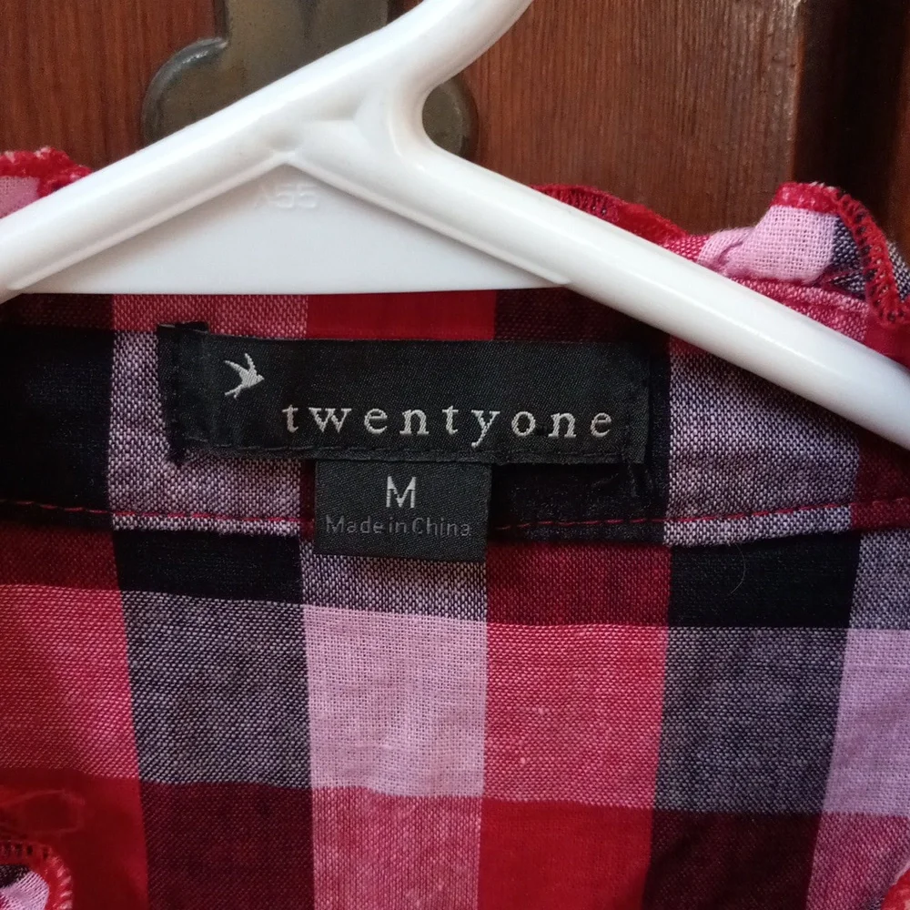 Forever 21 shirt size M - Picture 2 of 3